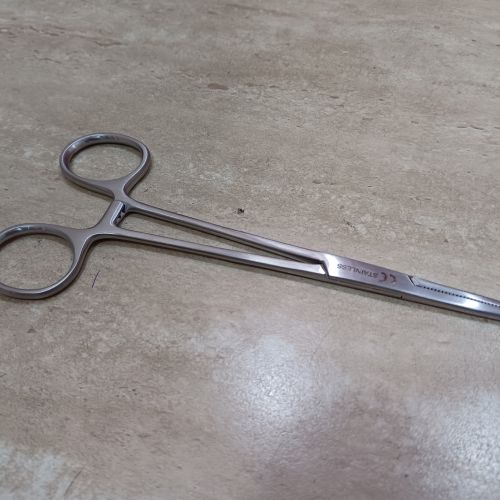 TEOQHVU8_ARTERY_FORCEP_STRAIGHT